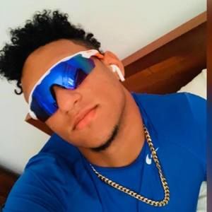 Meet your Posher, Luis